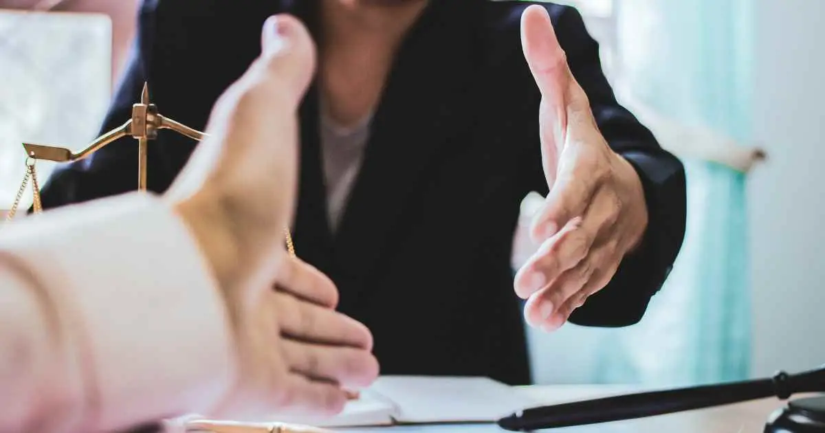 How to Prepare for a Consultation With a Divorce Lawyer