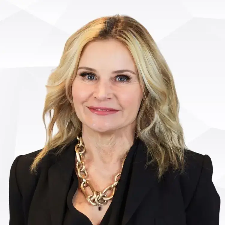 Headshot of Beth Findsen, a consumer protection attorney at Consumer Justice Law Firm.