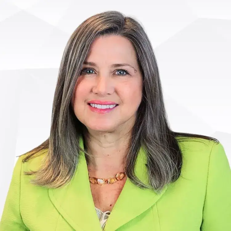 Headshot of Susan Rotkis, a partner at Consumer Justice Law Firm.