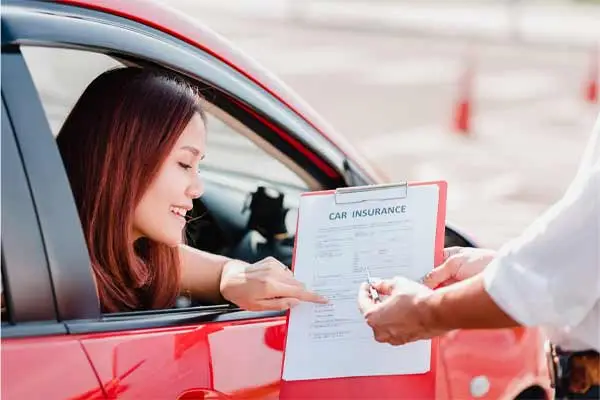 penalties for driving without insurance in Illinois.