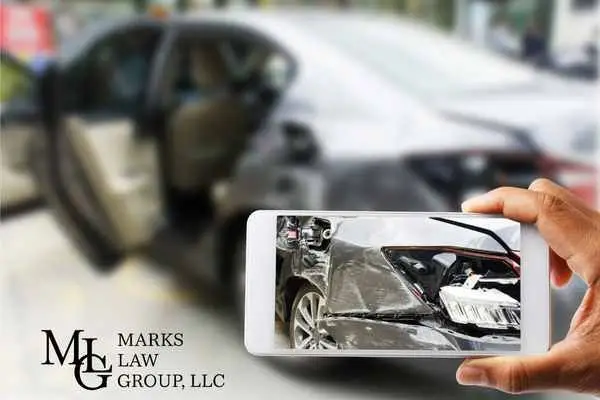taking a photo of an uber crash in Georgia